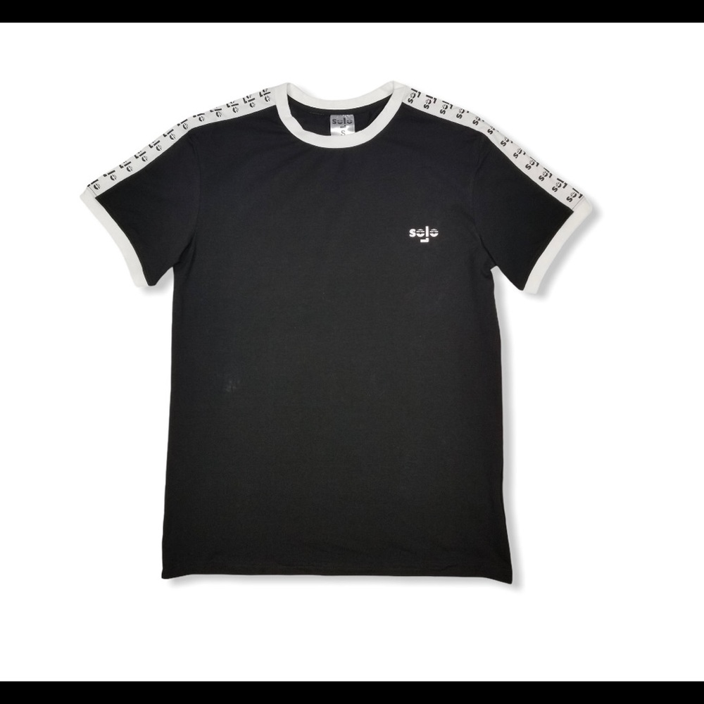 Solo crewneck T-shirts logo on side sleeves